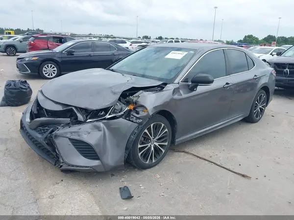 4T1B11HK6KU752522 2019 TOYOTA CAMRY - Image 2
