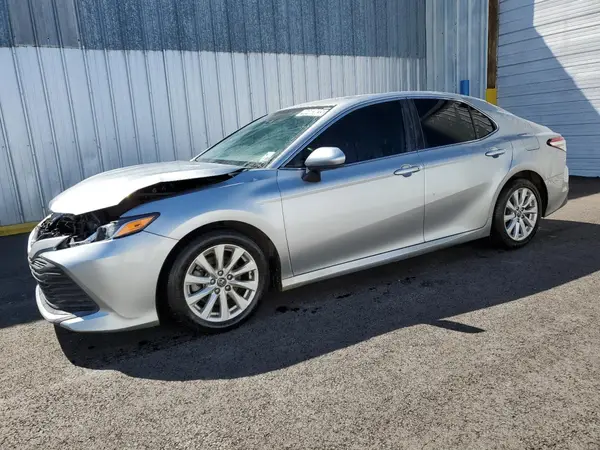4T1B11HK6KU754643 2019 TOYOTA CAMRY - Image 1