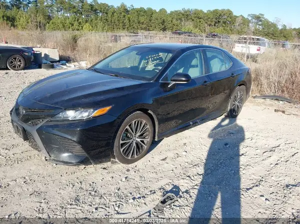 4T1B11HK6KU755453 2019 TOYOTA CAMRY - Image 2
