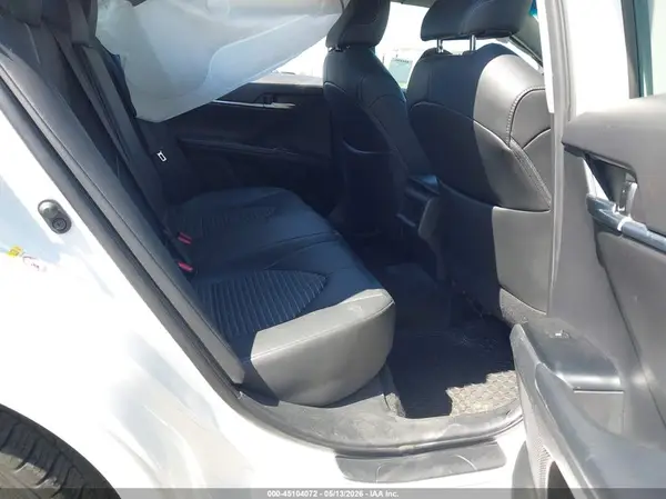 4T1B11HK6KU758157 2019 TOYOTA CAMRY - Image 8