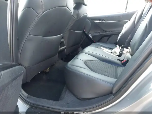 4T1B11HK6KU759342 2019 TOYOTA CAMRY - Image 8