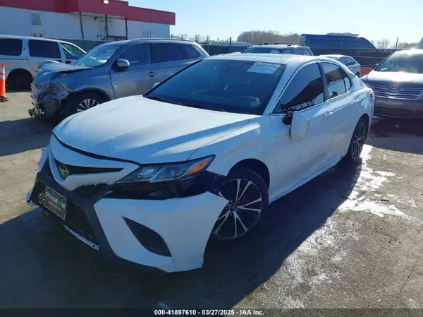 4T1B11HK6KU764881 2019 TOYOTA CAMRY - Image 2