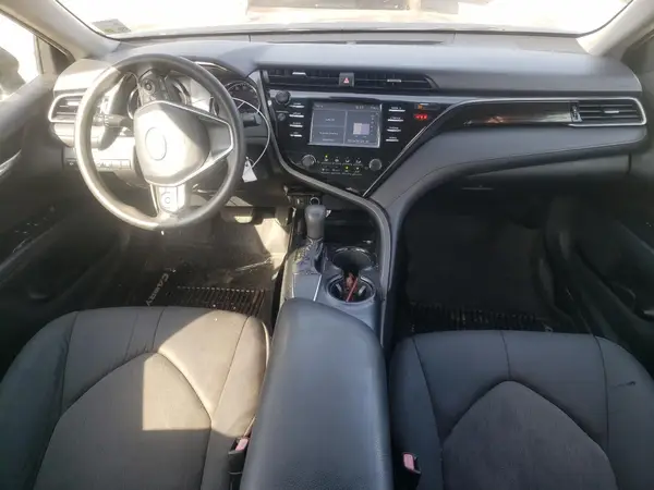 4T1B11HK6KU765562 2019 TOYOTA CAMRY - Image 8