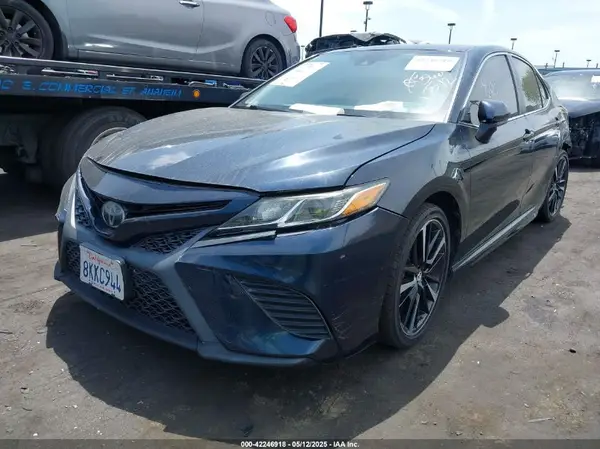 4T1B11HK6KU767554 2019 TOYOTA CAMRY - Image 2
