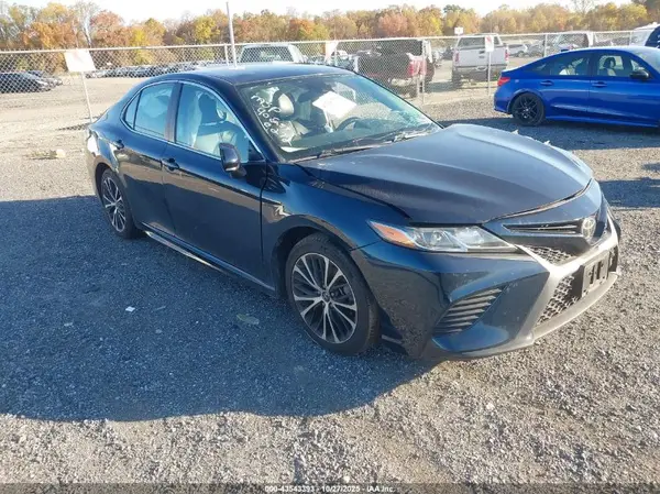 4T1B11HK6KU772608 2019 TOYOTA CAMRY - Image 1