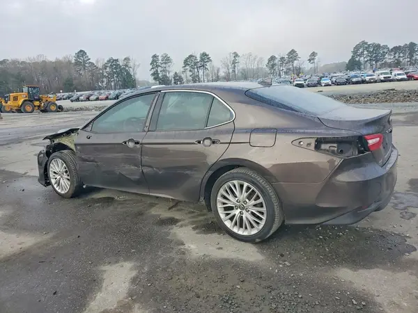 4T1B11HK6KU773144 2019 TOYOTA CAMRY - Image 2