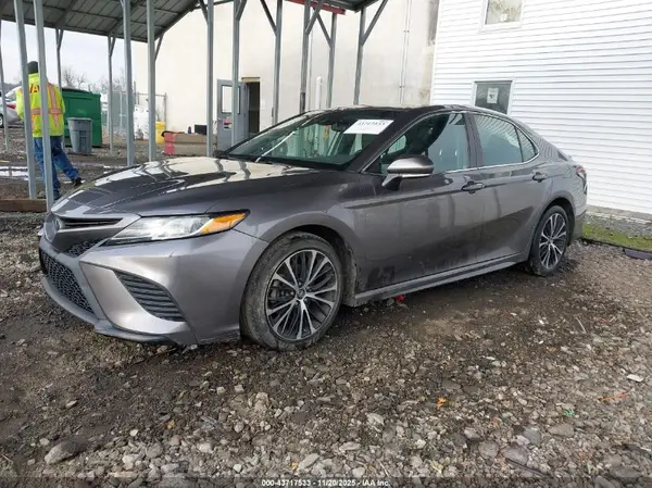 4T1B11HK6KU777095 2019 TOYOTA CAMRY - Image 2