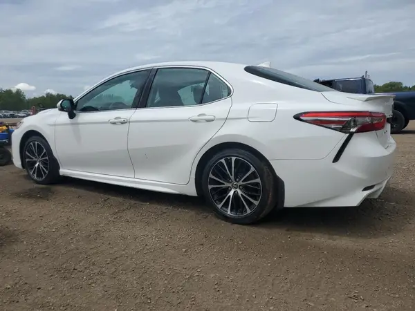 4T1B11HK6KU777808 2019 TOYOTA CAMRY - Image 2