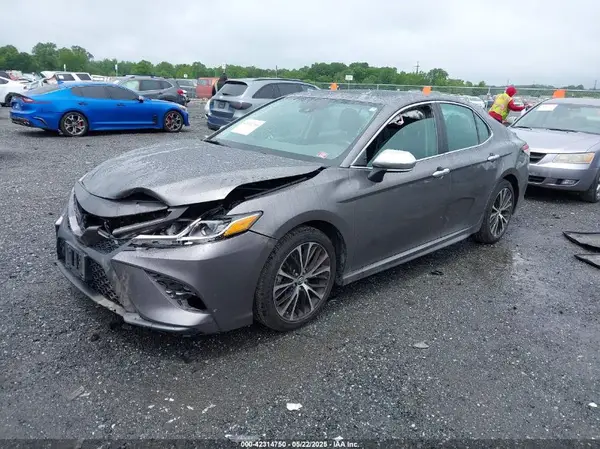 4T1B11HK6KU778697 2019 TOYOTA CAMRY - Image 2