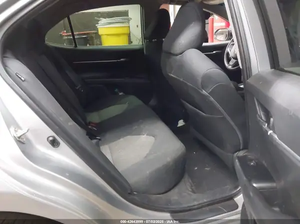 4T1B11HK6KU782054 2019 TOYOTA CAMRY - Image 8