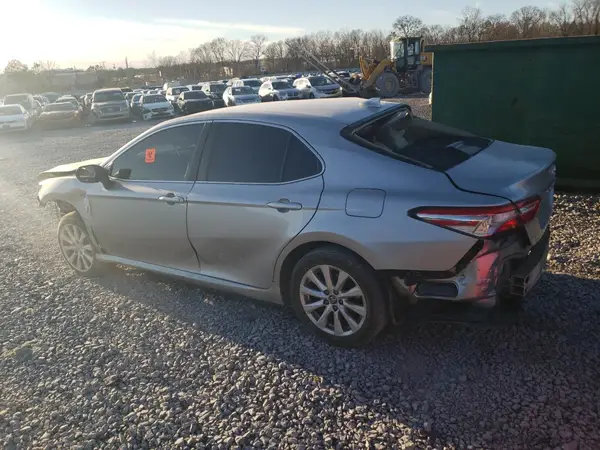 4T1B11HK6KU785164 2019 TOYOTA CAMRY - Image 2
