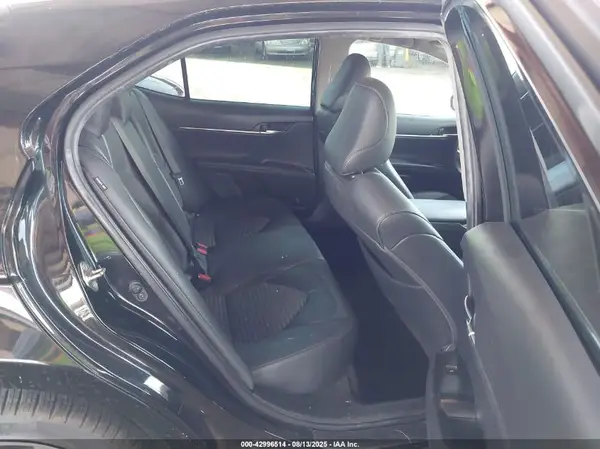 4T1B11HK6KU787268 2019 TOYOTA CAMRY - Image 8