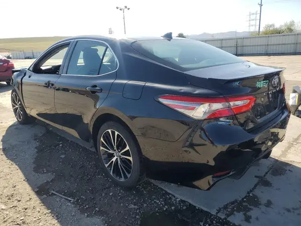 4T1B11HK6KU787352 2019 TOYOTA CAMRY - Image 2