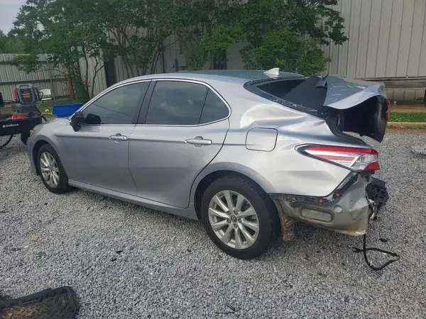 4T1B11HK6KU787755 2019 TOYOTA CAMRY - Image 2