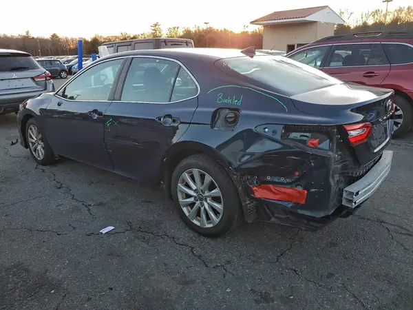 4T1B11HK6KU788680 2019 TOYOTA CAMRY - Image 2