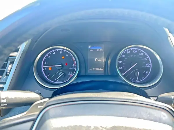 4T1B11HK6KU794401 2019 TOYOTA CAMRY - Image 8
