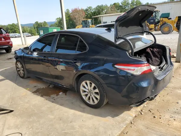 4T1B11HK6KU800813 2019 TOYOTA CAMRY - Image 2
