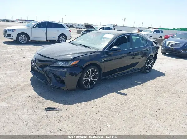 4T1B11HK6KU803209 2019 TOYOTA CAMRY - Image 2