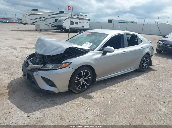 4T1B11HK6KU806384 2019 TOYOTA CAMRY - Image 2
