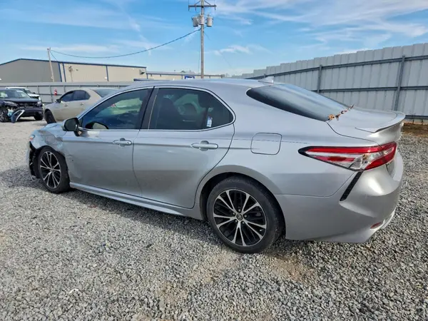 4T1B11HK6KU807244 2019 TOYOTA CAMRY - Image 2