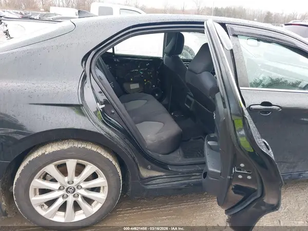 4T1B11HK6KU815232 2019 TOYOTA CAMRY - Image 8