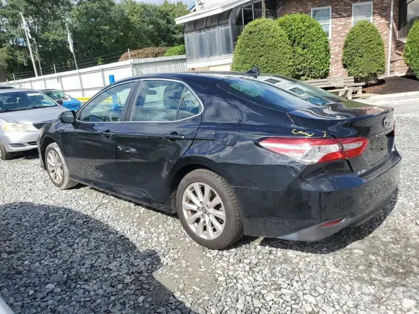 4T1B11HK6KU823752 2019 TOYOTA CAMRY - Image 2