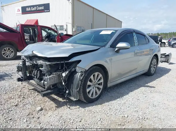 4T1B11HK6KU823928 2019 TOYOTA CAMRY - Image 2