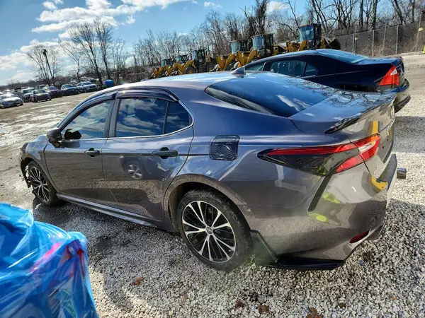 4T1B11HK6KU829079 2019 TOYOTA CAMRY - Image 2