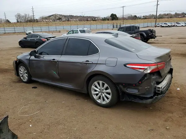 4T1B11HK6KU830698 2019 TOYOTA CAMRY - Image 2