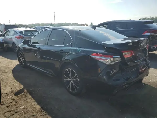 4T1B11HK6KU831768 2019 TOYOTA CAMRY - Image 2
