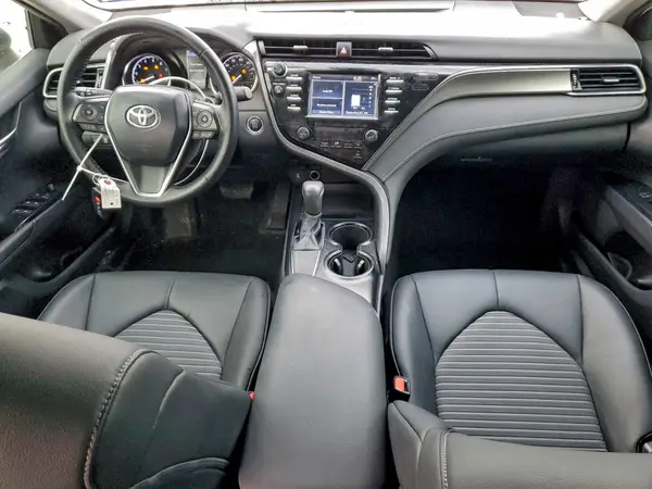 4T1B11HK6KU832449 2019 TOYOTA CAMRY - Image 8