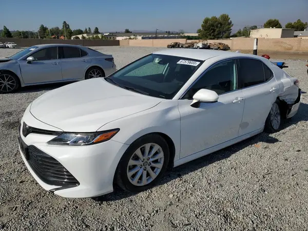 4T1B11HK6KU835237 2019 TOYOTA CAMRY - Image 1