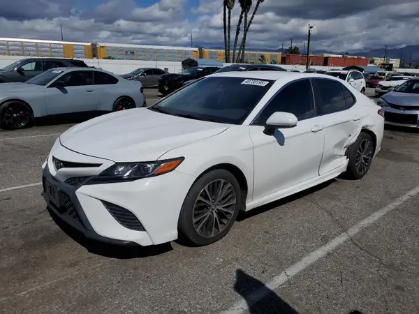 4T1B11HK6KU837568 2019 TOYOTA CAMRY - Image 1
