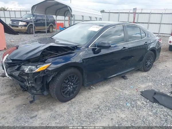 4T1B11HK6KU837781 2019 TOYOTA CAMRY - Image 2