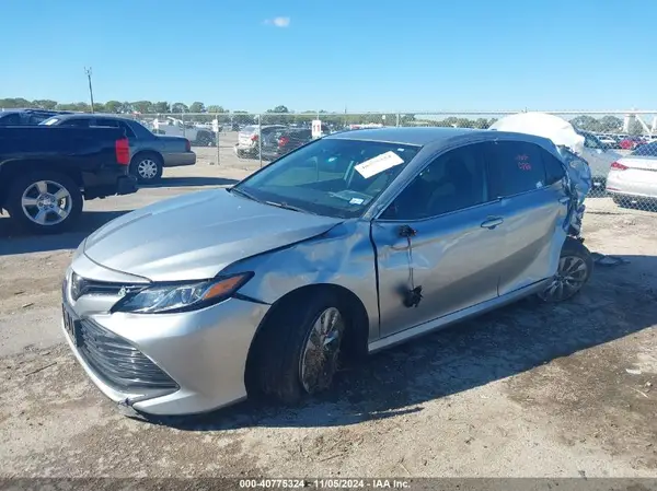 4T1B11HK6KU841670 2019 TOYOTA CAMRY - Image 2