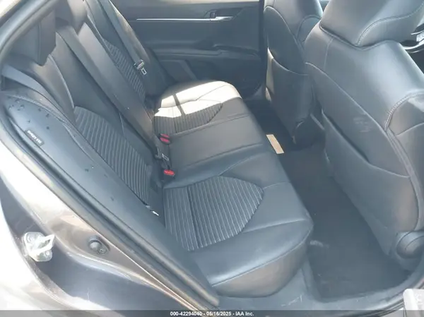 4T1B11HK6KU842267 2019 TOYOTA CAMRY - Image 8