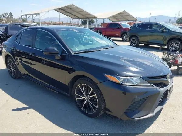 4T1B11HK6KU846271 2019 TOYOTA CAMRY - Image 1
