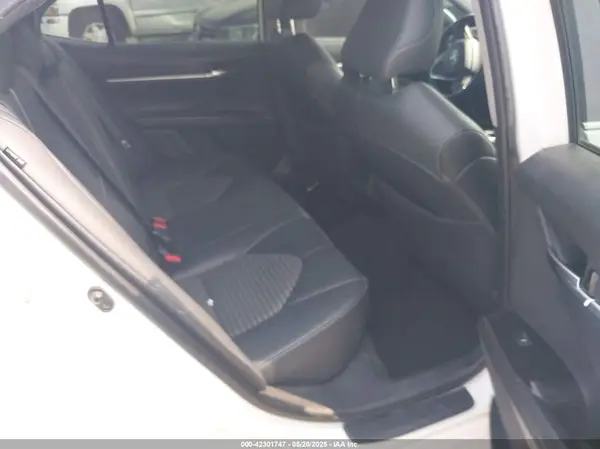 4T1B11HK6KU847730 2019 TOYOTA CAMRY - Image 8