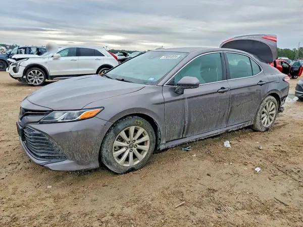 4T1B11HK6KU851681 2019 TOYOTA CAMRY - Image 1