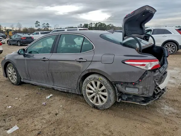 4T1B11HK6KU851681 2019 TOYOTA CAMRY - Image 2