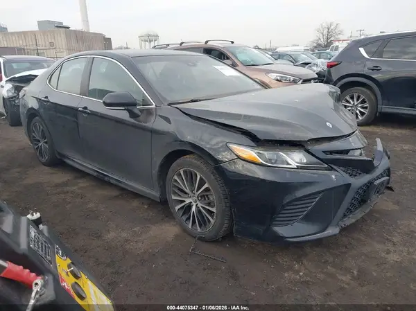 4T1B11HK6KU851745 2019 TOYOTA CAMRY - Image 1