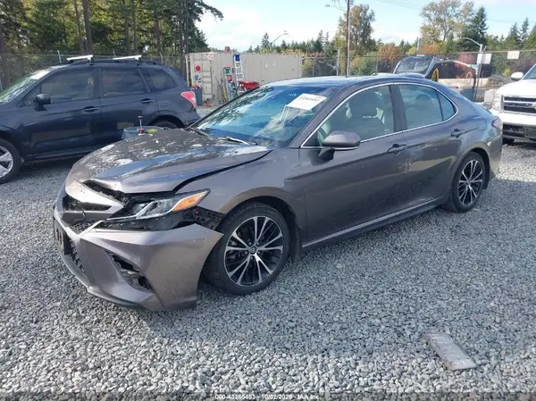 4T1B11HK6KU852555 2019 TOYOTA CAMRY - Image 2