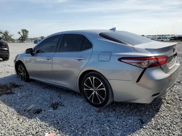 4T1B11HK6KU856282 2019 TOYOTA CAMRY - Image 2