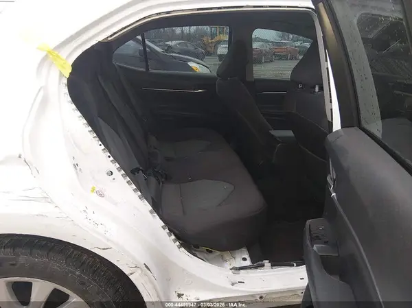 4T1B11HK7JU004120 2018 TOYOTA CAMRY - Image 8
