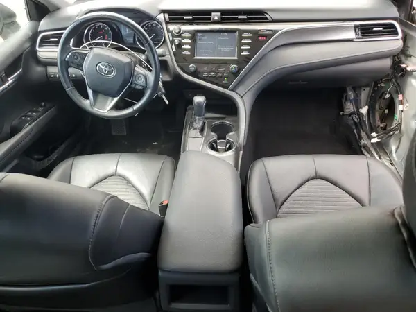 4T1B11HK7JU004165 2018 TOYOTA CAMRY - Image 8