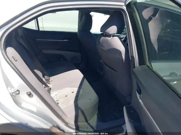 4T1B11HK7JU004442 2018 TOYOTA CAMRY - Image 8
