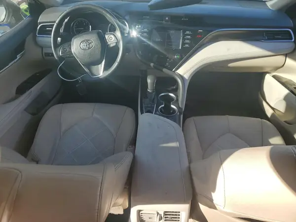 4T1B11HK7JU008300 2018 TOYOTA CAMRY - Image 8