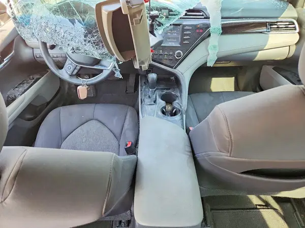 4T1B11HK7JU009298 2018 TOYOTA CAMRY - Image 8