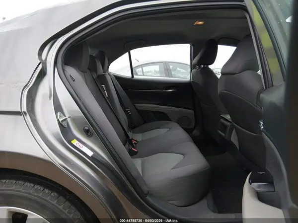4T1B11HK7JU018308 2018 TOYOTA CAMRY - Image 8