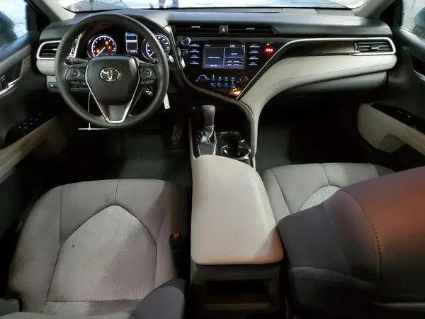4T1B11HK7JU019765 2018 TOYOTA CAMRY - Image 8